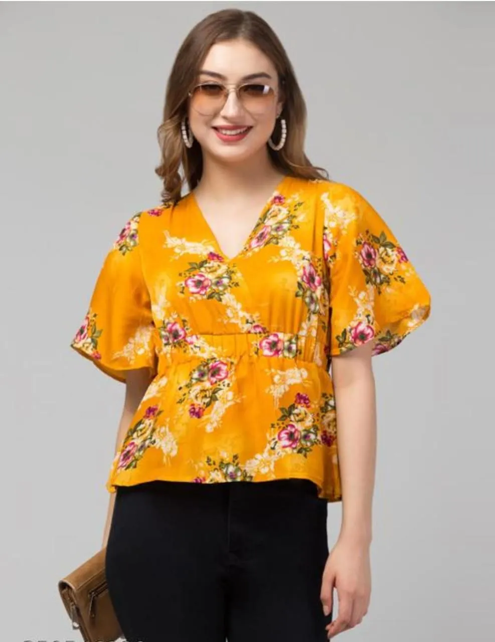 V-neck Floral regular tops